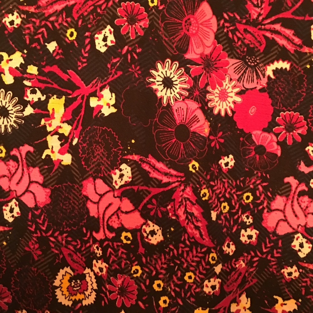 Lularoe large Irma - Picture 5 of 5